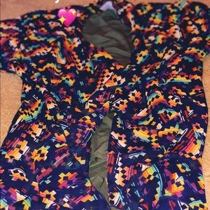 UNICORN💚LULAROE Shirley💙 on SALE🔓